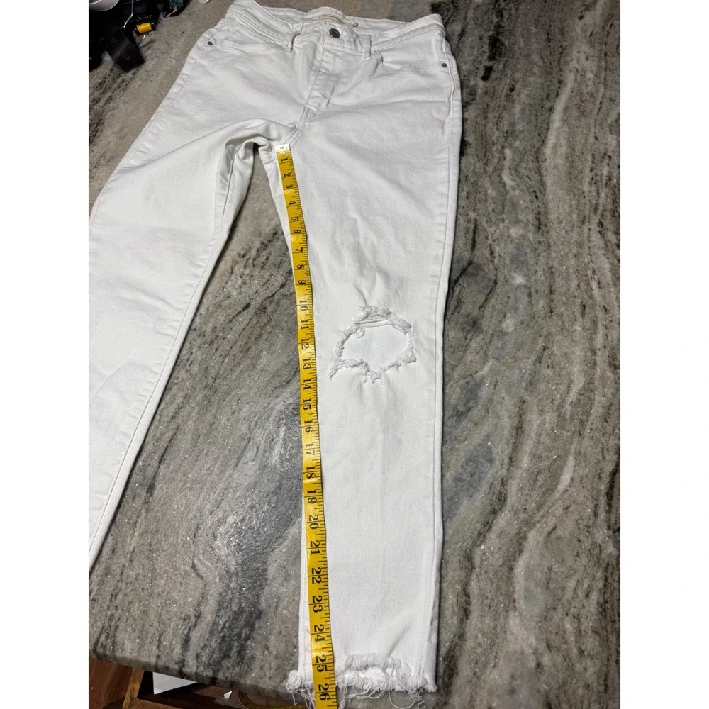 Levi's 721 High Rise Skinny Jeans Womens 30 Denim White Distressed Raw Hem Boho‎
